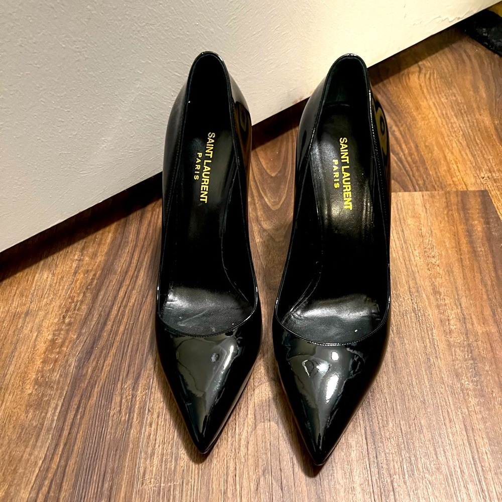 Saint Laurent Zoe Pumps in Patent Leather